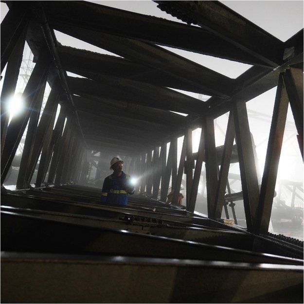 Fenix ​​C7 LED žibintuvėlis su USB jungtimi Oranžinis