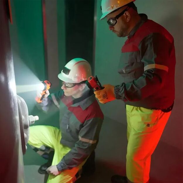 „Mactronic M-Fire GUARDIAN XW SET“ įkraunamas žibintuvėlis PHH0235