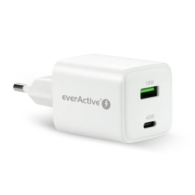 Зарядное устройство переменного тока everActive GaN SC-450Q с портами USB и USB-C PD PPS QC4+ мощностью 45 Вт.