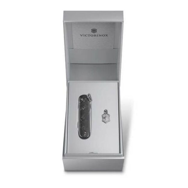 Victorinox 0.6221.35 Classic SD Brilliant, crystal нож