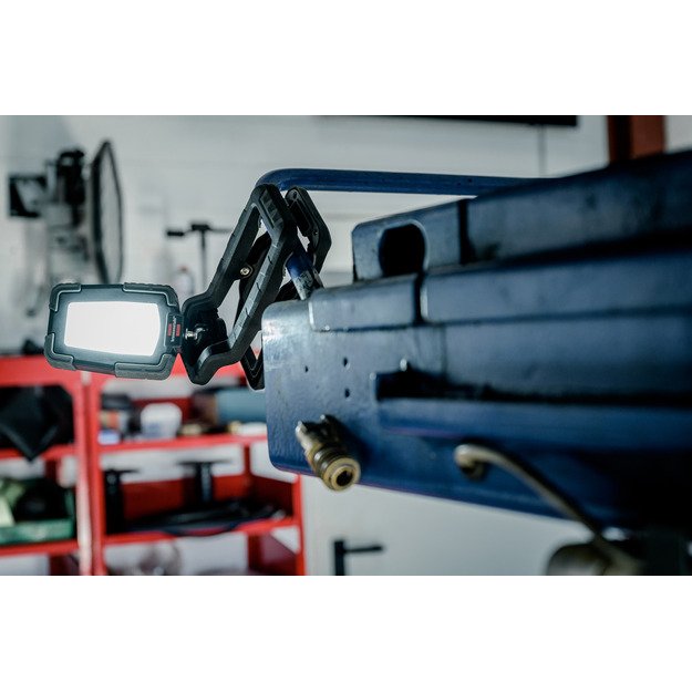 Brennenstuhl flashlight with tongs 1050MA 10W 950lm 1173070010