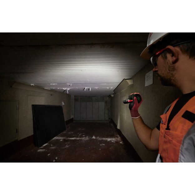 MILWAUKEE L4 FL2000-301 USB įkraunamas prožektorius 