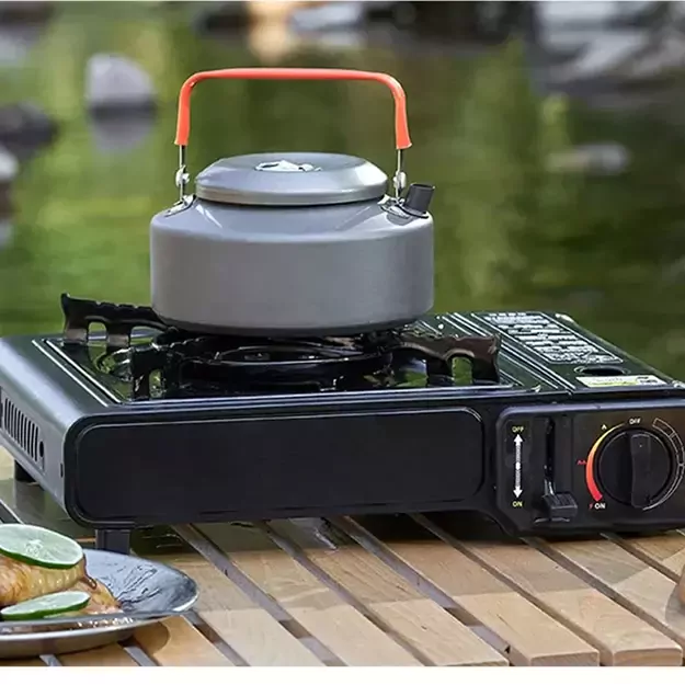 Портативная кемпинговая газовая плита в кейсе